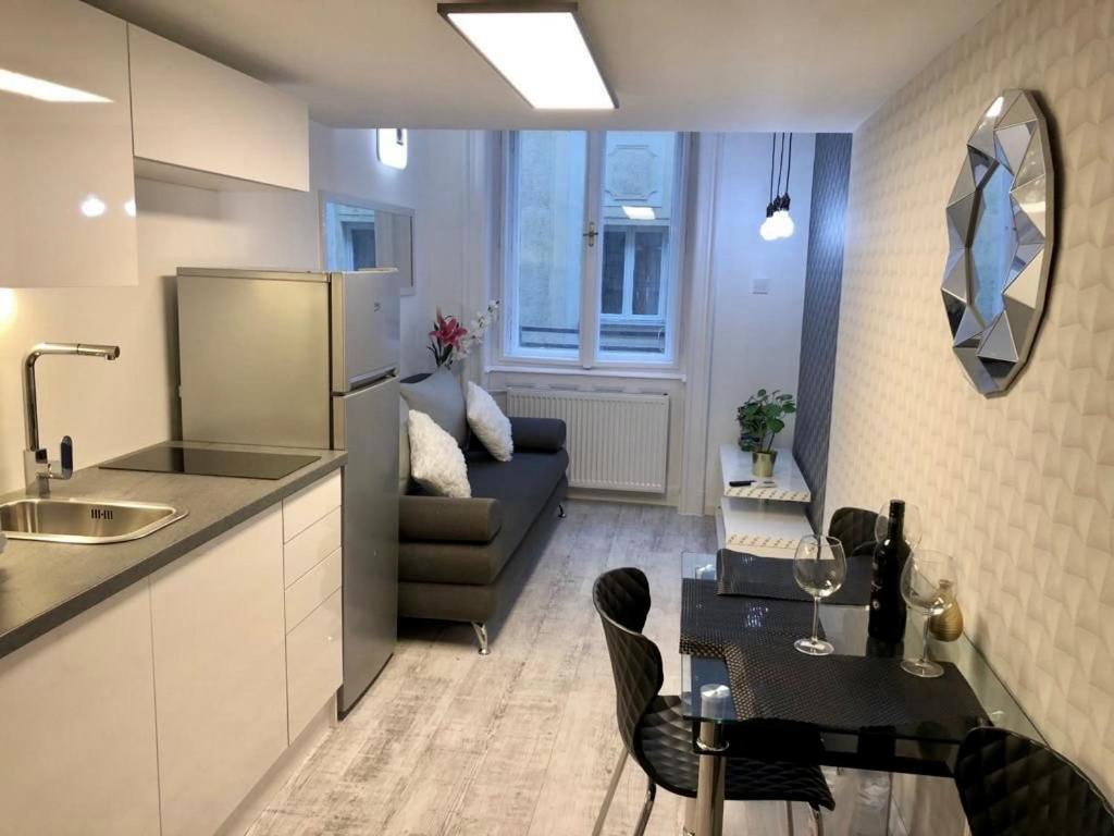 Corvin Ruinpub Designed Apartment ブダペスト エクステリア 写真